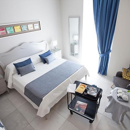 Residenza San Ferdinando Hotel Naples Luaran gambar