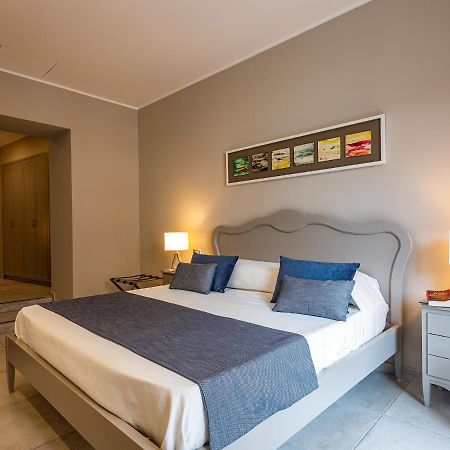 Residenza San Ferdinando Hotel Naples Luaran gambar