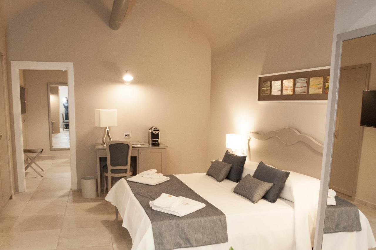 Residenza San Ferdinando Hotel Naples Luaran gambar