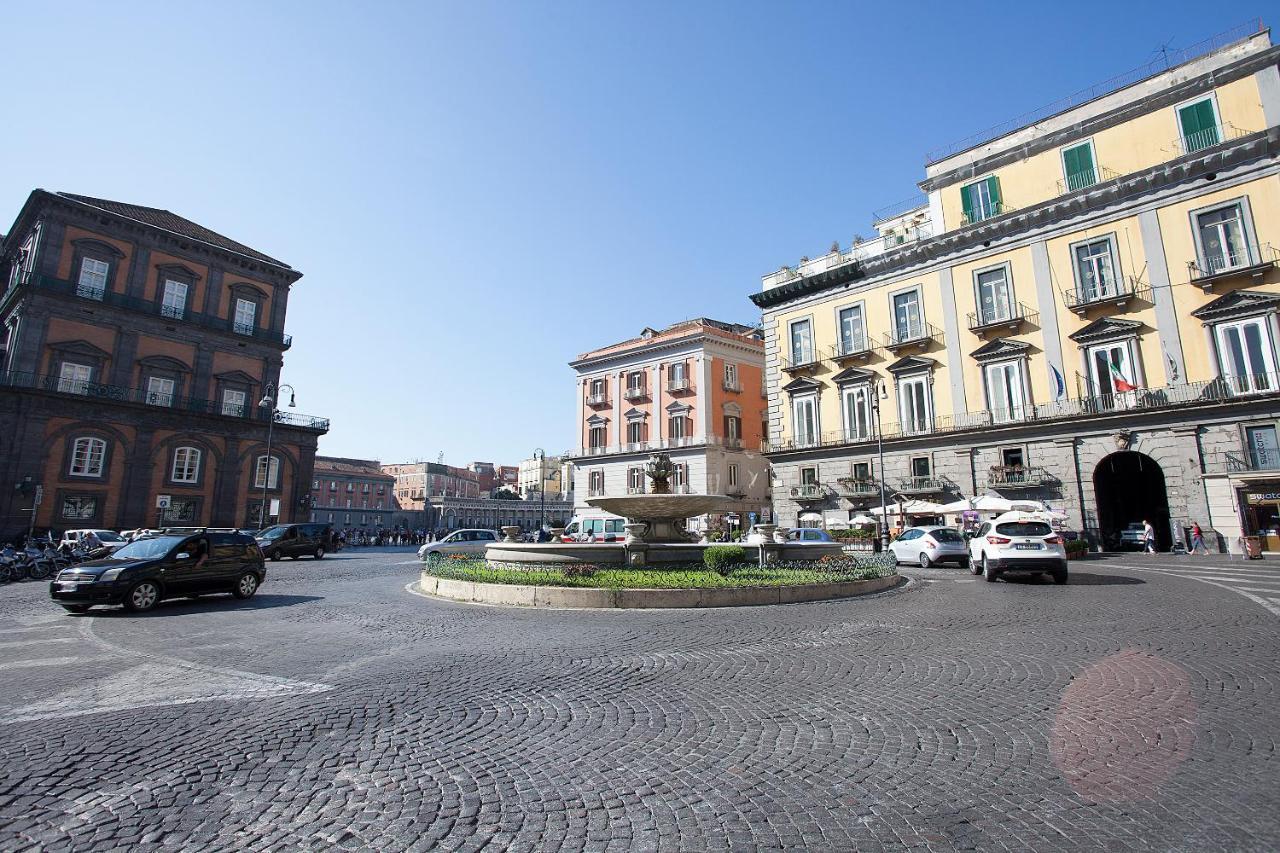 Residenza San Ferdinando Hotel Naples Luaran gambar