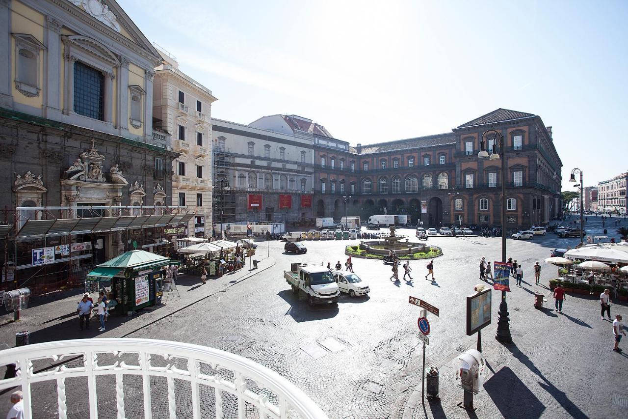 Residenza San Ferdinando Hotel Naples Luaran gambar