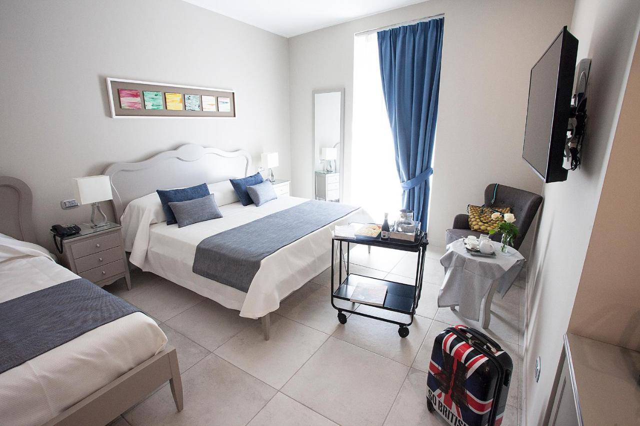 Residenza San Ferdinando Hotel Naples Luaran gambar