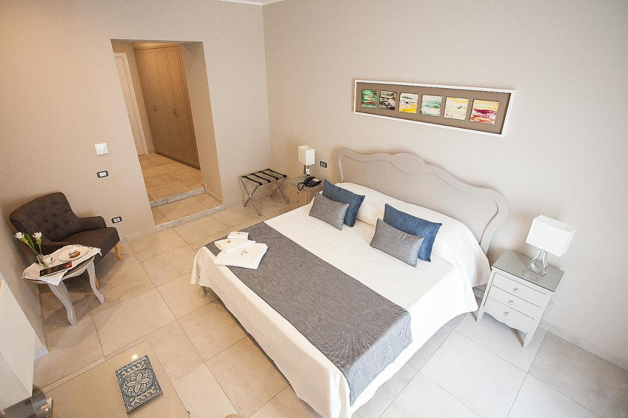 Residenza San Ferdinando Hotel Naples Luaran gambar