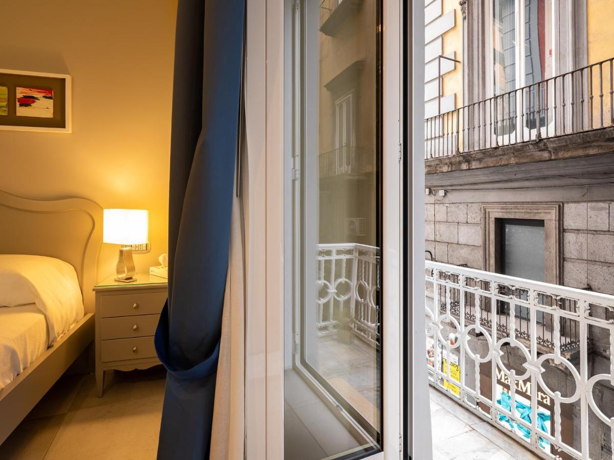 Residenza San Ferdinando Hotel Naples Luaran gambar