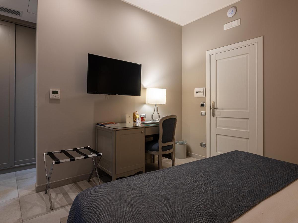 Residenza San Ferdinando Hotel Naples Luaran gambar
