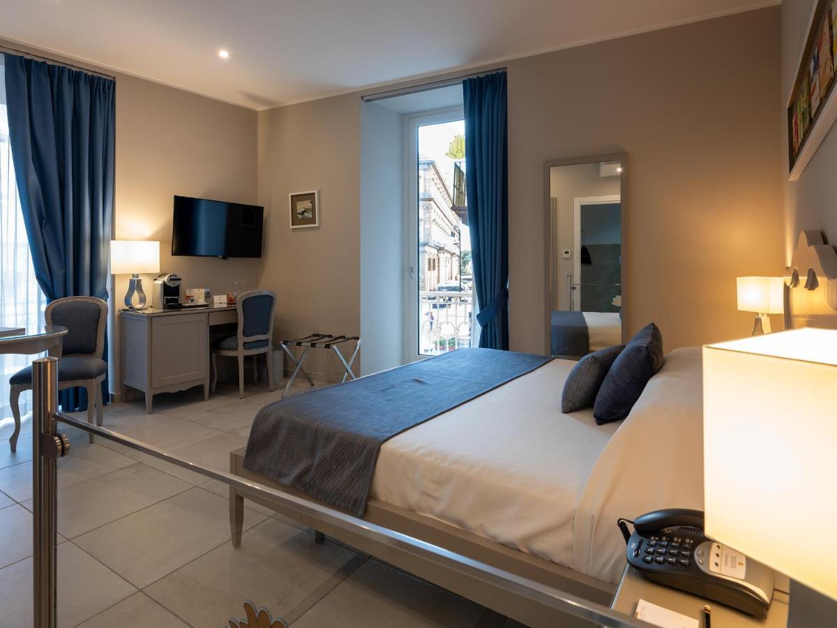 Residenza San Ferdinando Hotel Naples Luaran gambar