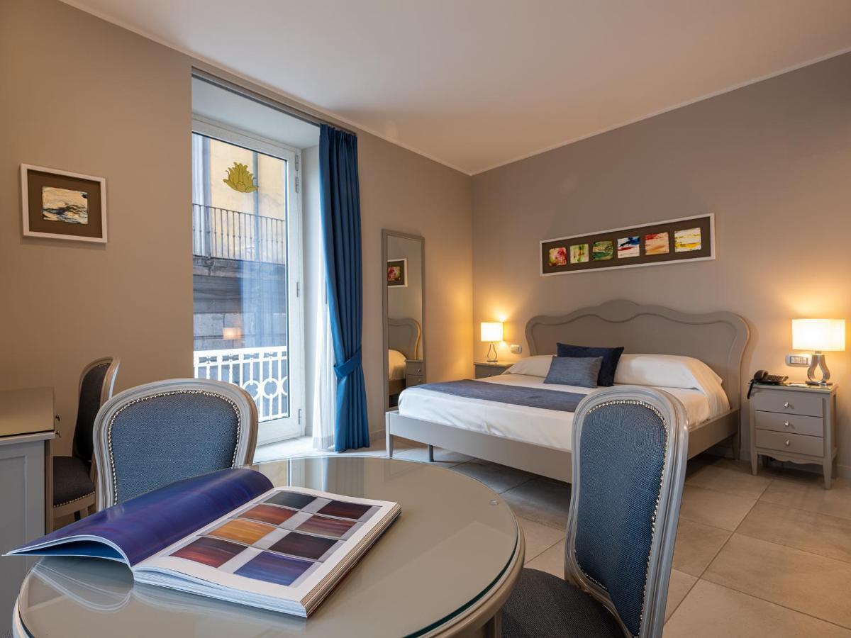 Residenza San Ferdinando Hotel Naples Luaran gambar
